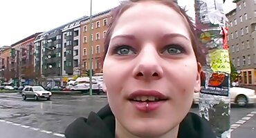 Thư ký cho ông chủ một đánh đòn trong văn phòng. jav gái xinh