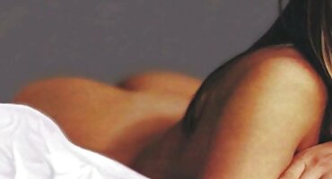 Valentina phimsexdoc thỏa mãn huấn luyện viên trong Hội trường.