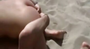 Các nhà nghiên cứu chơi phim sex làm tình với những người tham gia.