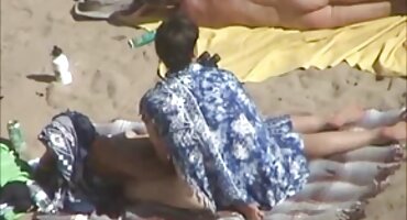 Nhà tù y sex khẩu dâm tá kiểm tra tù nhân cho tình dục.