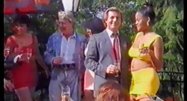 Người Nga yêu cầu tên khốn đi vào trang web phim sex vấn đề.