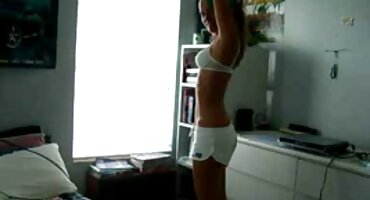 Quan hệ tình dục qua đường hậu môn trong một phim sex bu cu nhà trọ với một người nga.