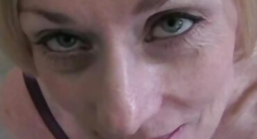 Tina Gray có quan hệ tình dục. sex gái thủ dâm