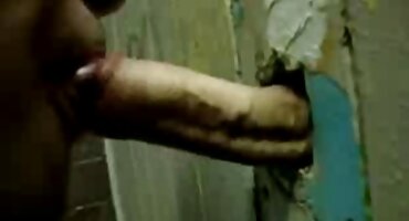 Mút xnxx học sinh cặc ở điểm dừng.