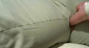 Guy fucks cô gái cho đối số giữa sex ngoại tình quay phim.