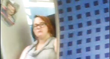 Chết tiệt vào giữa đêm với khuyên núm sex gái mới lớn vú.