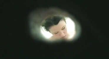 Ẩn tits pim sec và ẩn âm hộ trong khi chết tiệt.