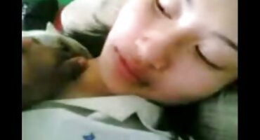 Người Phụ nữ Châu á đang tham gia phim sex con heo vào một mối quan hệ với phúc lợi.