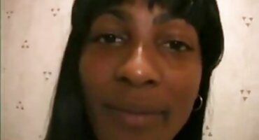 Negritos fuck với hàng xóm trắng trong secnhat sân.