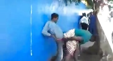 Vuốt ve đồng tính heo3x nữ Trong tư thế phong cách 69.