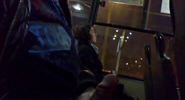 Tình dục với hai sec thú cô gái nga.