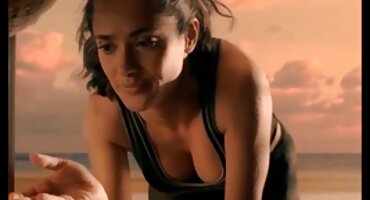 Đẹp quái trong các co co phim sxx