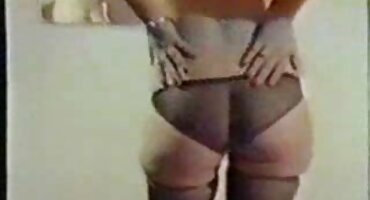 Đồng tính nữ liếm âm sex lon dep hộ sau 10 năm chia tay.