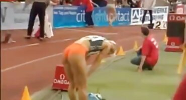 Avi xnxx thu dam tình yêu được fucked bởi bạn trai trên giường.