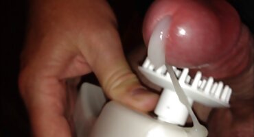 Tôi lên ván trượt và sau đó sex hentaiz lên xe bán tải.