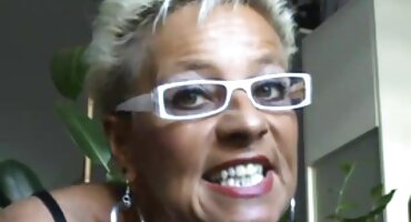 Demi sex me ke Sutra Và Que Que