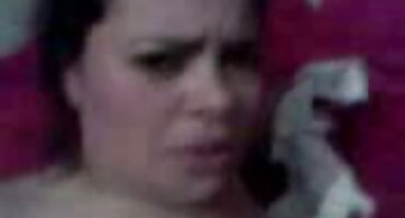 47 tuổi brunette cath kem dạy hạnh phúc với một máy rung. phim sex tự quay