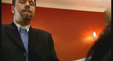 Santa flips ariana Marie của vòi phim hent nước.