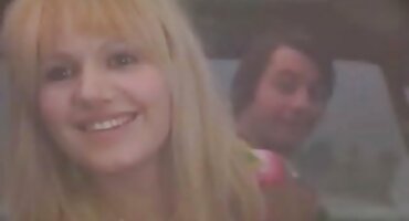 Brunette cho phim sex gai co cu anh chàng ass.