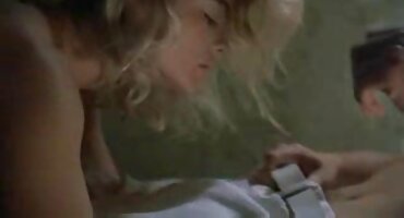 Một cặp vợ chồng có quan hệ tình phim set hoc sinh dục.