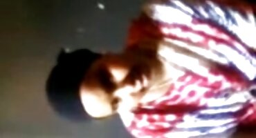 Anh thuyết phim sex hay phục cô gái quan hệ tình dục vì tiền.