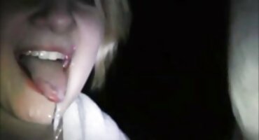 Slut cho blo. làm việc phim sexy cho một người bạn trên cam.